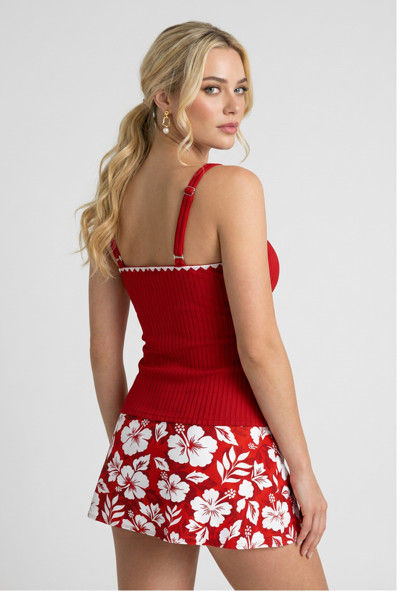 Swimwear : Classic Hibiscus Tankini Set – Bright Red 2-Piece Swimsuit with Ruffled Top in van Vandaliamo