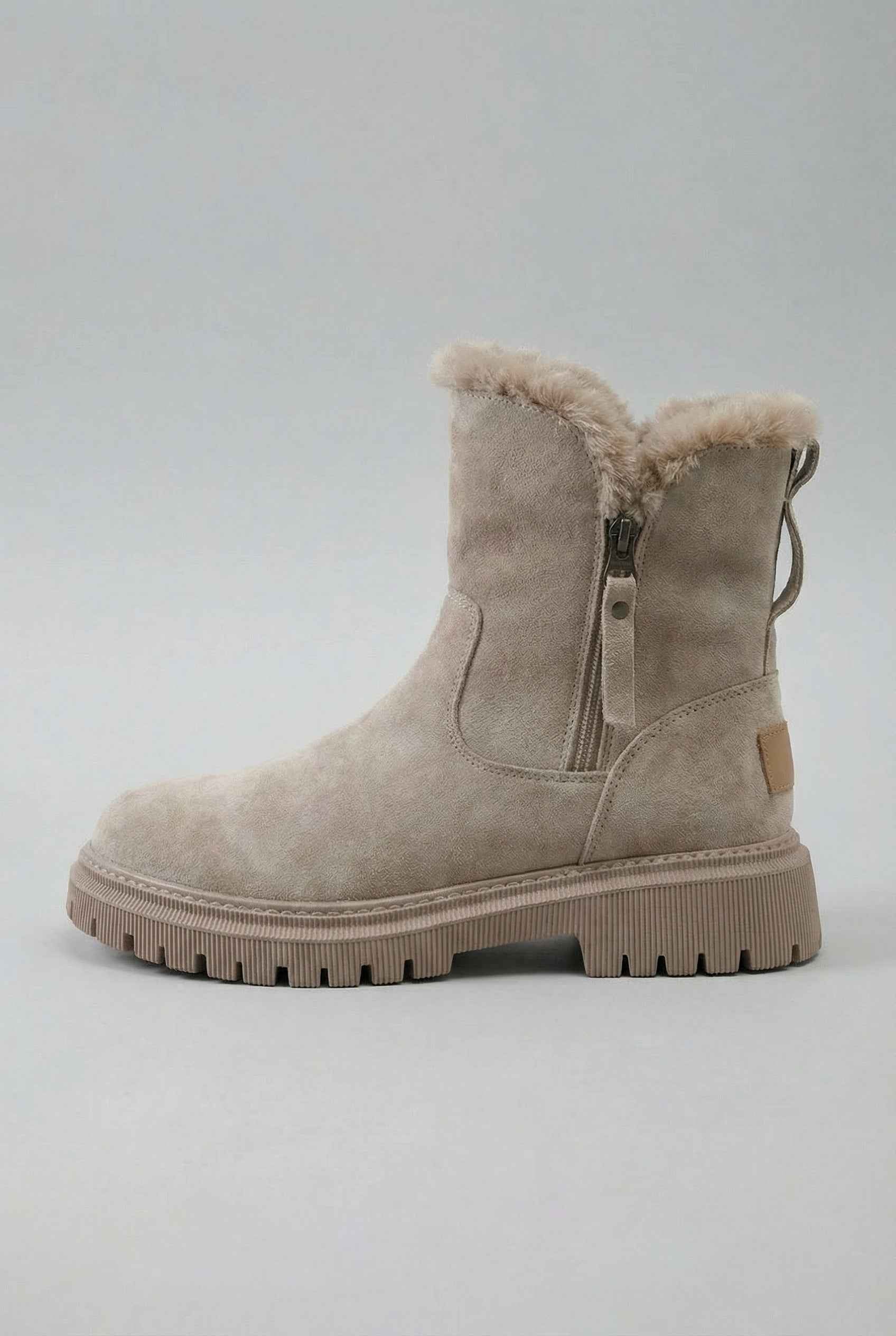 Women's Boots : Women's Apricot Waterproof Insulated Snow Boots - Warm & Anti-Slip Winter Footwear in van Vanda Liamo