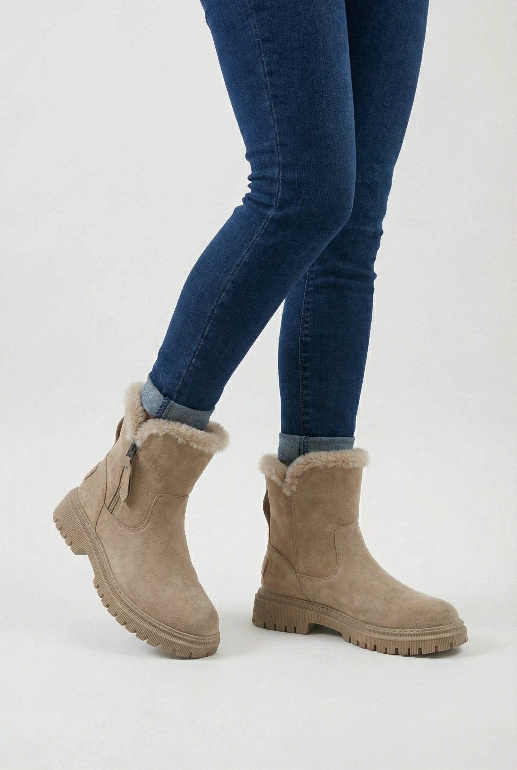 Women's Boots : Women's Brown Waterproof Insulated Anti-Slip Winter Snow Boots in van Vanda Liamo