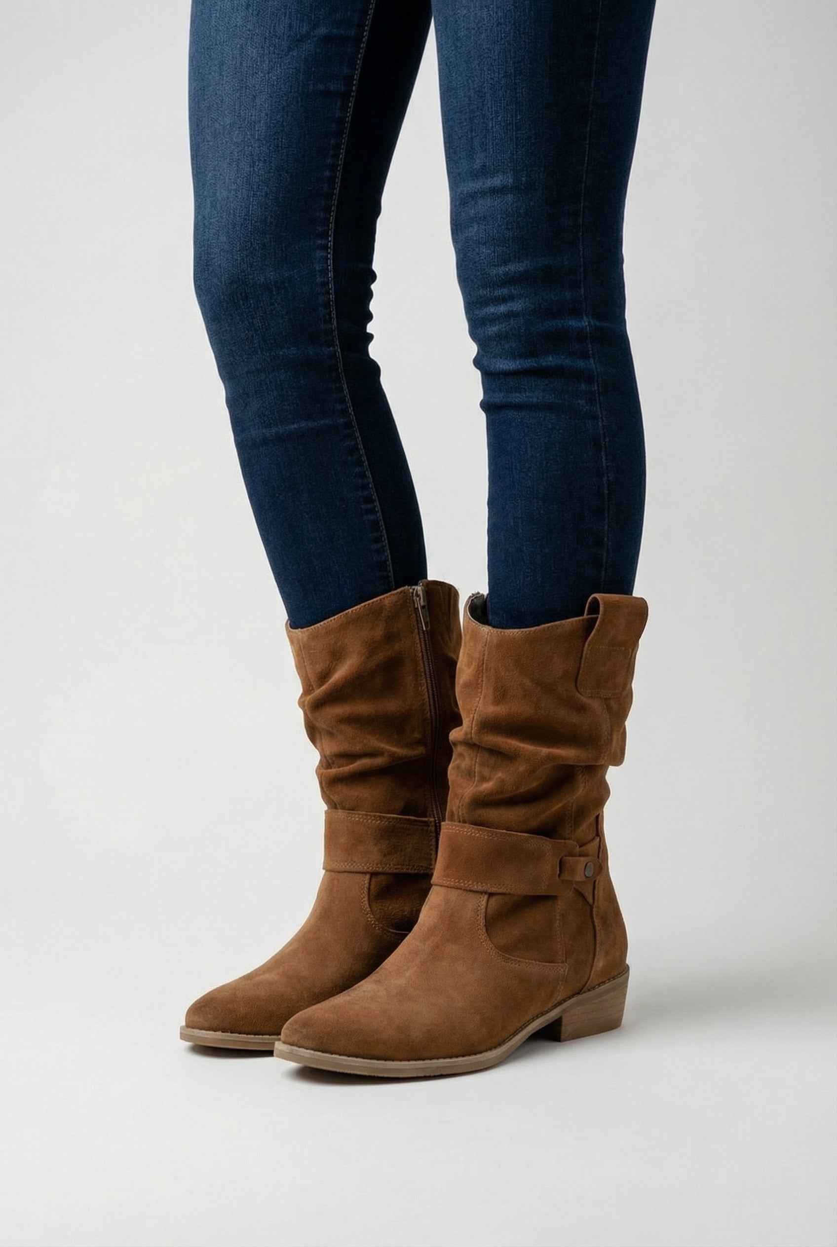 Women's Boots : Women's Tan Suede Retro Ankle Boots - Classic Block Heel Style in van Vanda Liamo