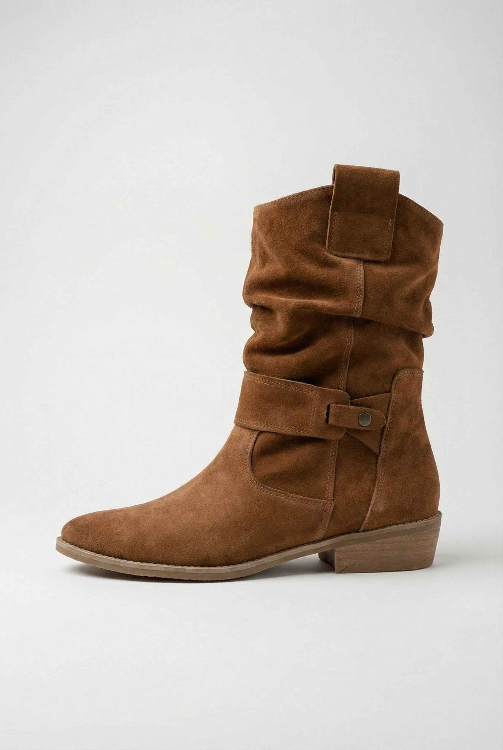 Women's Boots : Women's Tan Suede Retro Ankle Boots - Classic Block Heel Style in van Vanda Liamo
