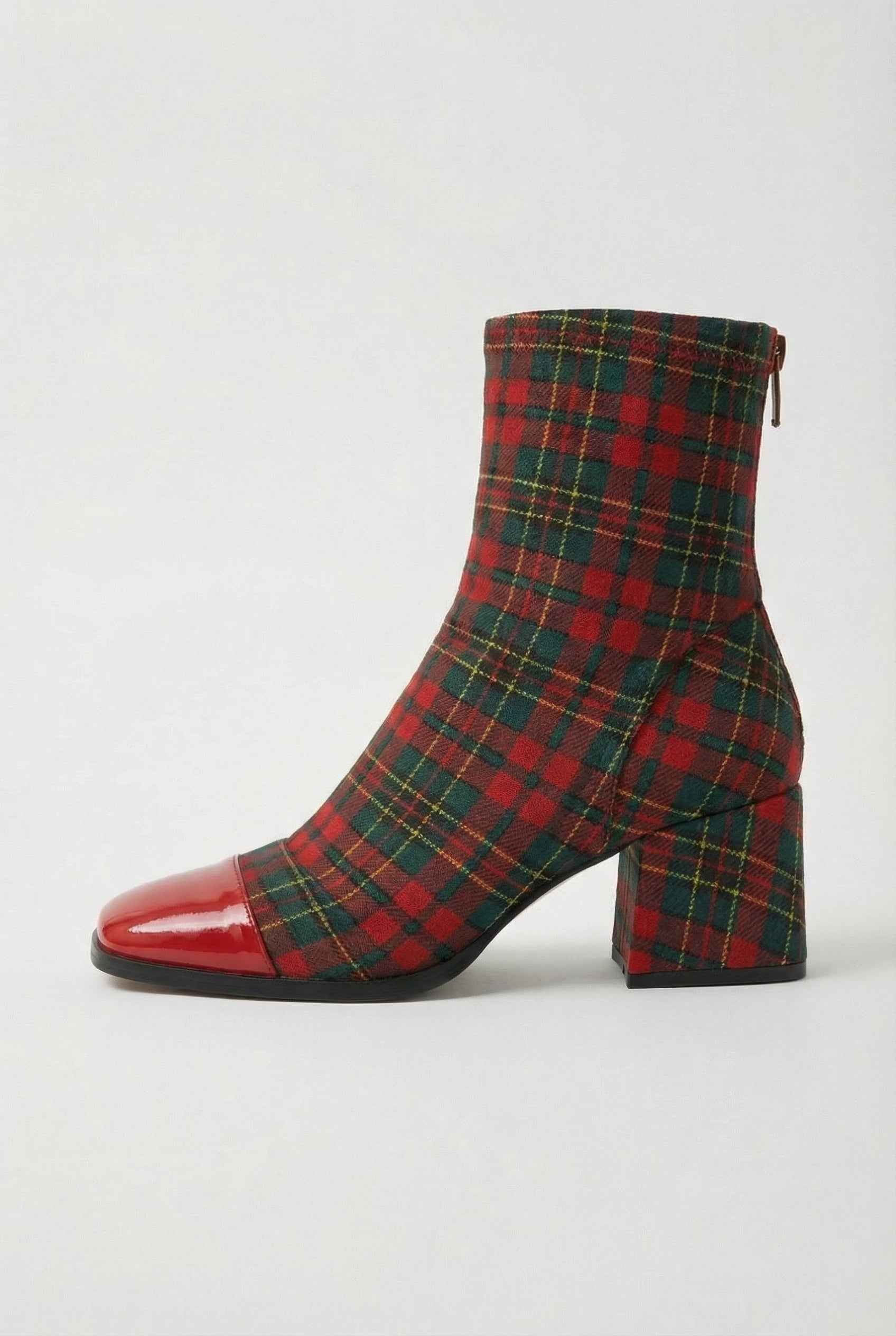 Vintage-Inspired Women’s Brown Mid-Calf Boots