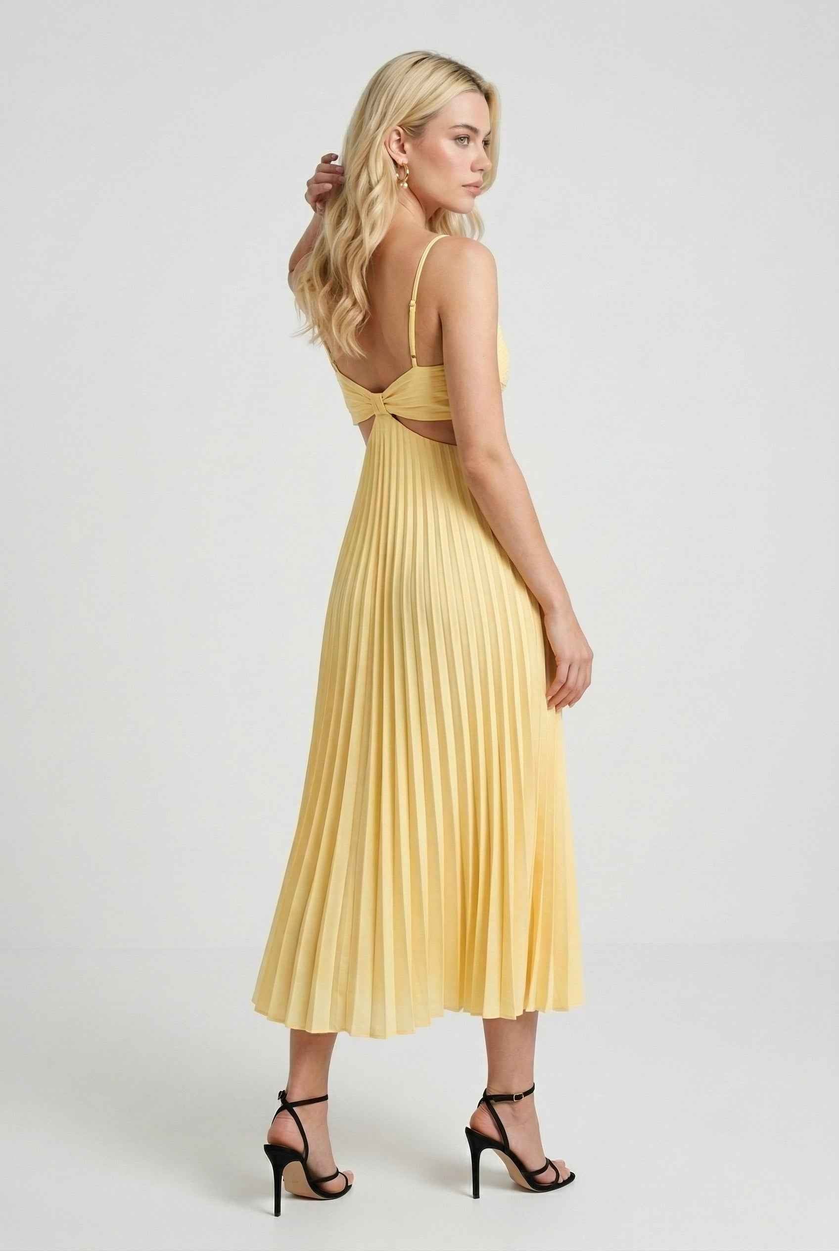 Women’s Sunlit Pleated Dress – Flowing Elegance for Warm Days