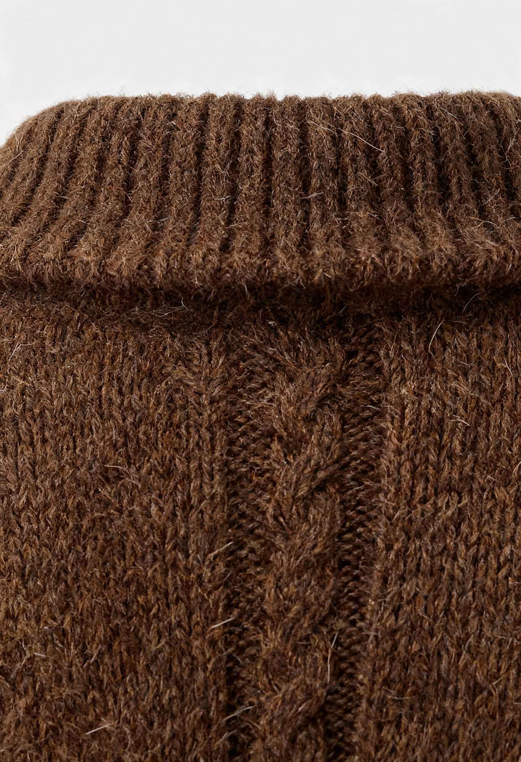 Cardigan : Women's Brown Cardigan with Zipper in van Vanda Liamo