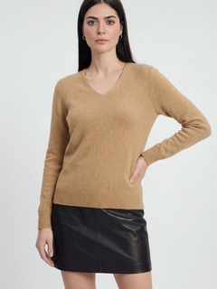 Damski brązowy sweter z dekoltem w serek