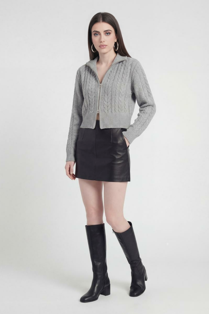 Women's Casual Gray Knit Cardigan - View 2 | Vanda Liamo
