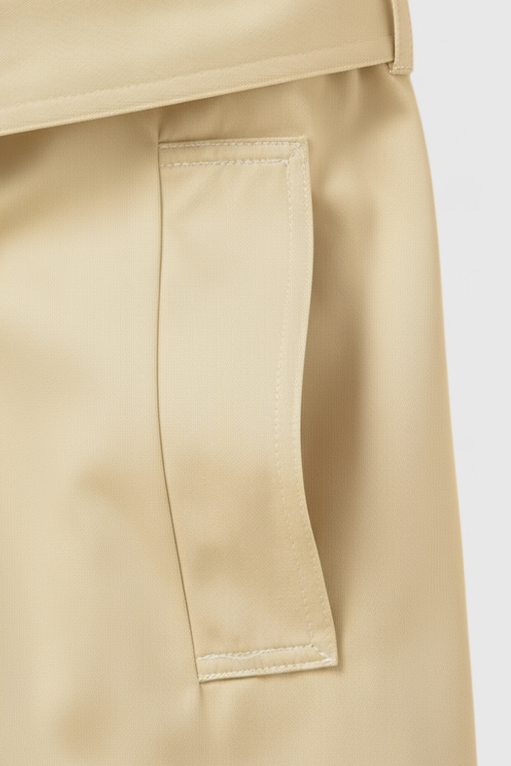 Dames Lange Beige Trenchcoat met Riem