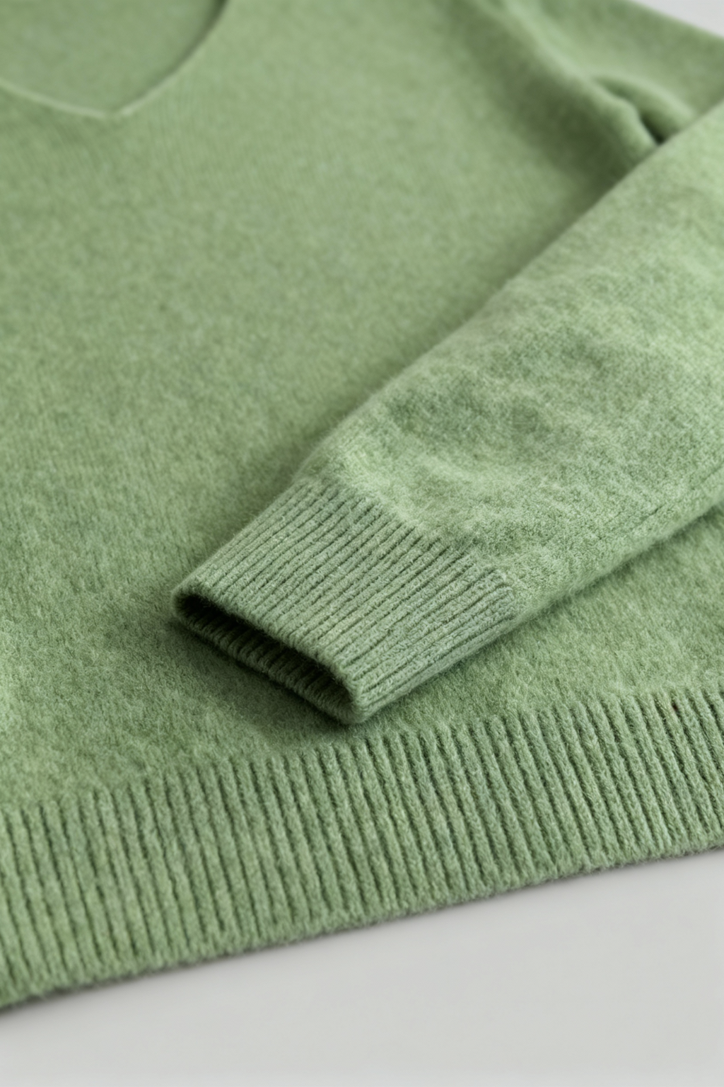 Dames Olijfgroen Merinowollen V-hals Trui