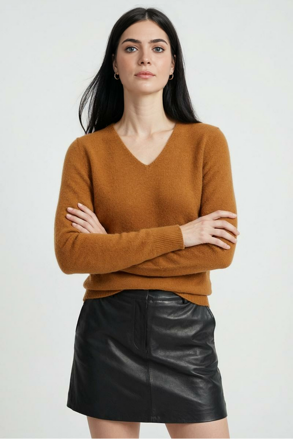 Damski pomarańczowy sweter z dekoltem w serek