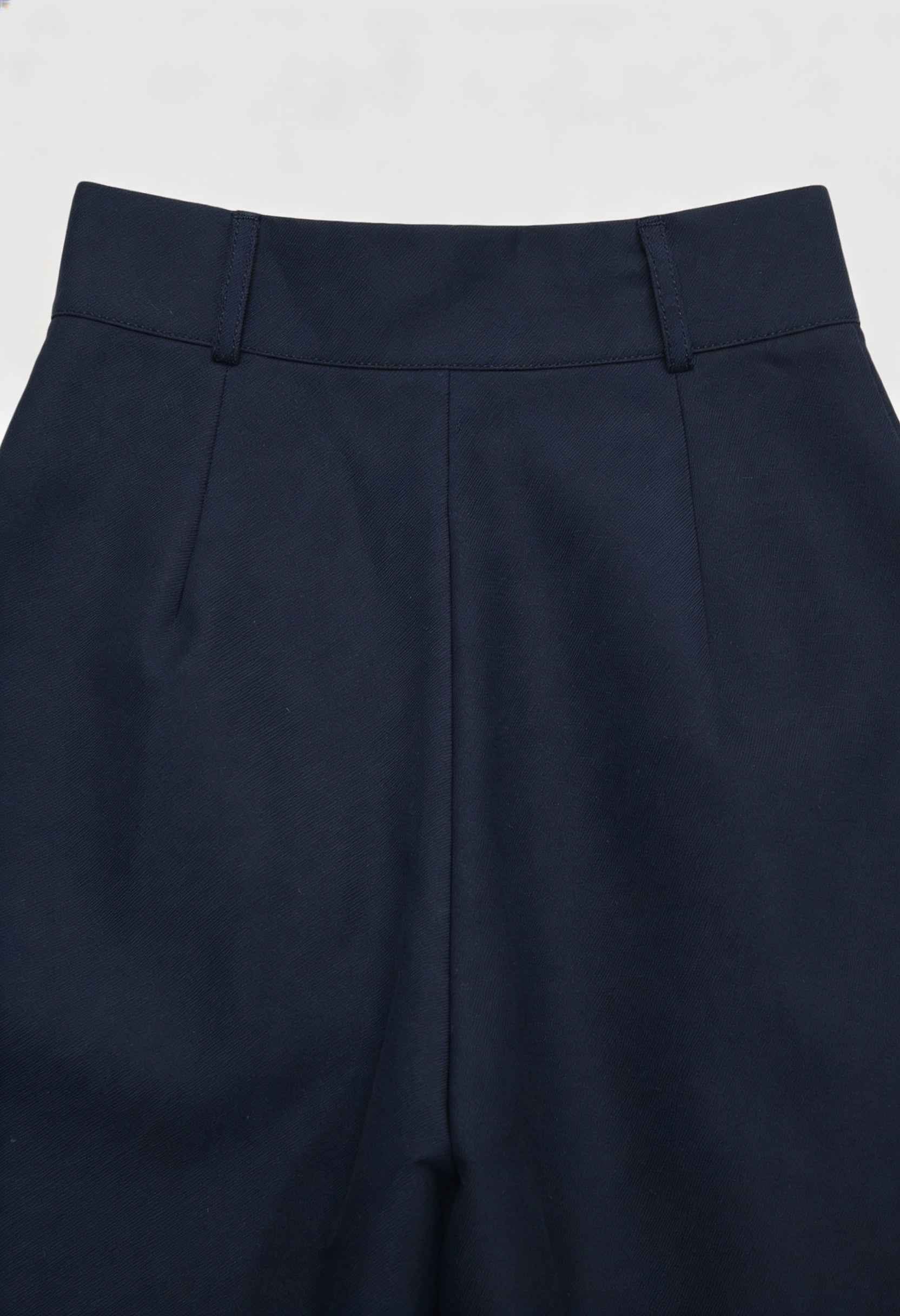 Pants : Women's High-Waisted Wide-Leg Navy Pants - Comfortable & Stylish in van Vanda Liamo