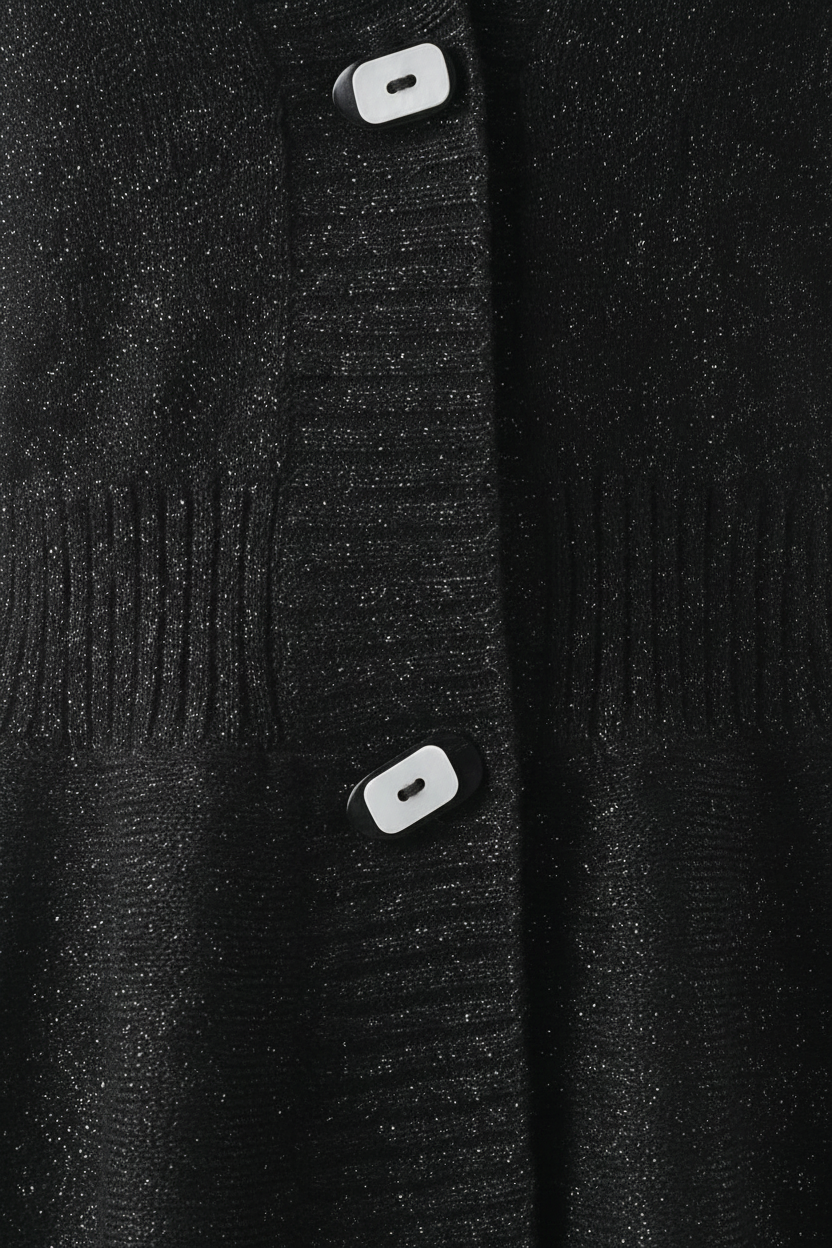 Cardigan : Women's Black Slim-Fit V-Neck Knit Cardigan Sweater in van Vanda Liamo