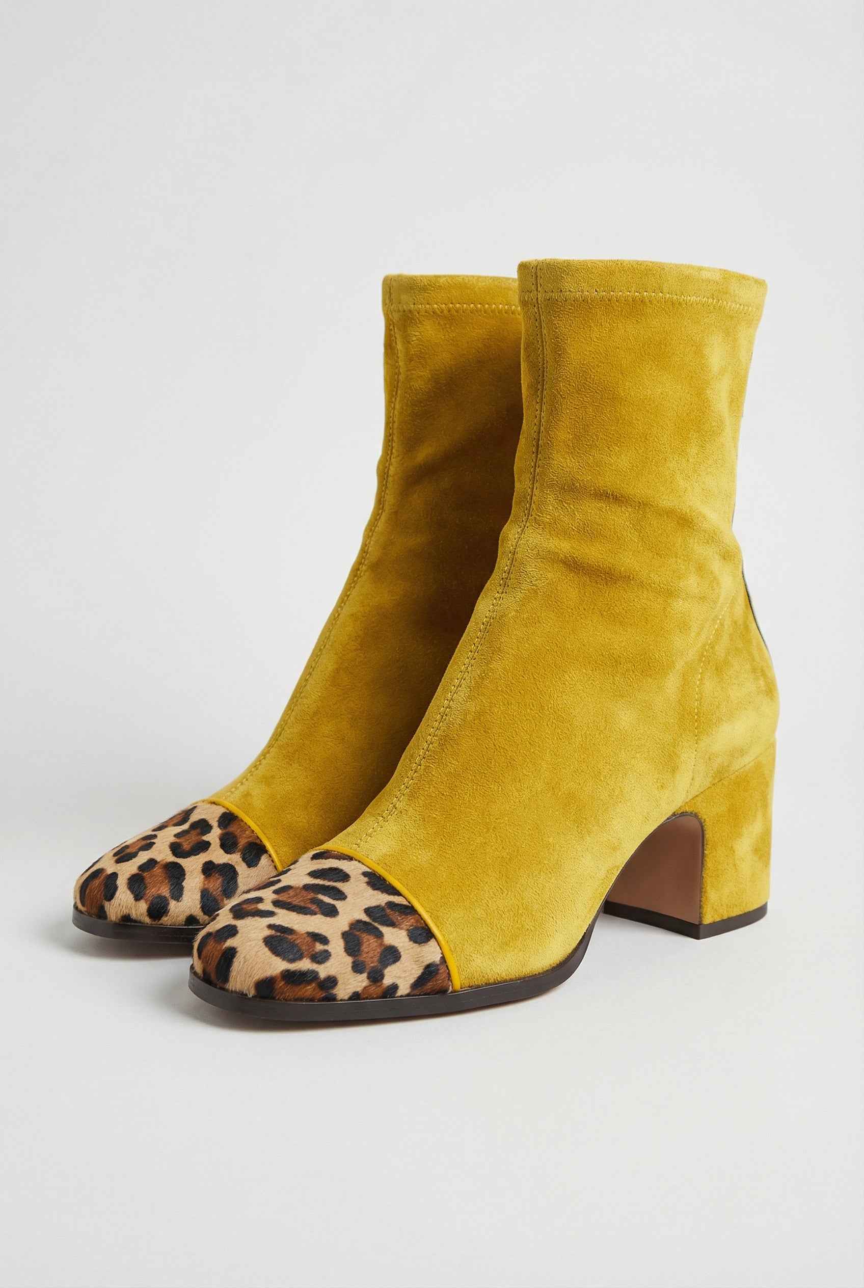 Purple Retro-Style Women’s Mid-Calf Boots