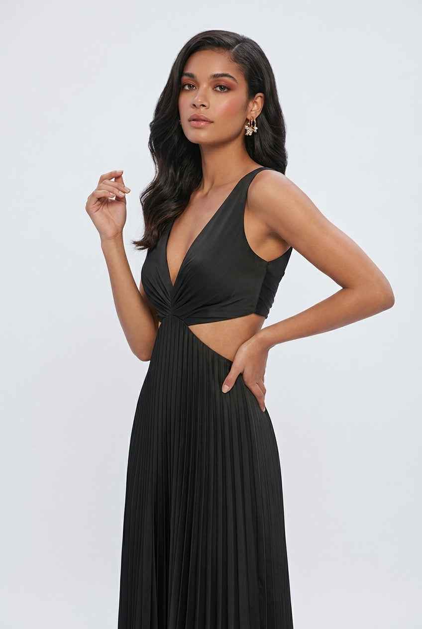 Women’s Classic Black Pleated Dress – Timeless Elegance in Motion