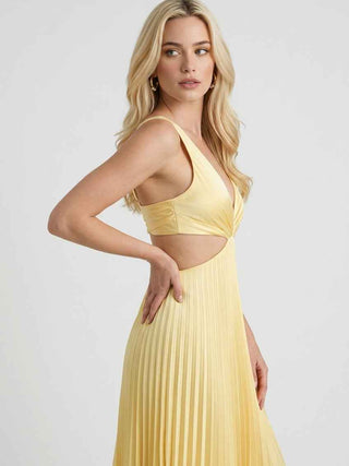 Women’s Sunlit Pleated Dress – Flowing Elegance for Warm Days
